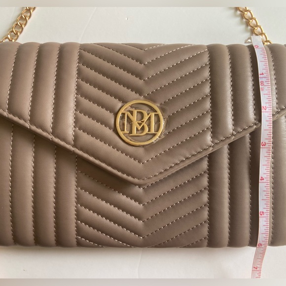 Badgley Mischka Quilted Crossbody Bag | Color Taupe | Vegan Leather - Picture 9 of 10
